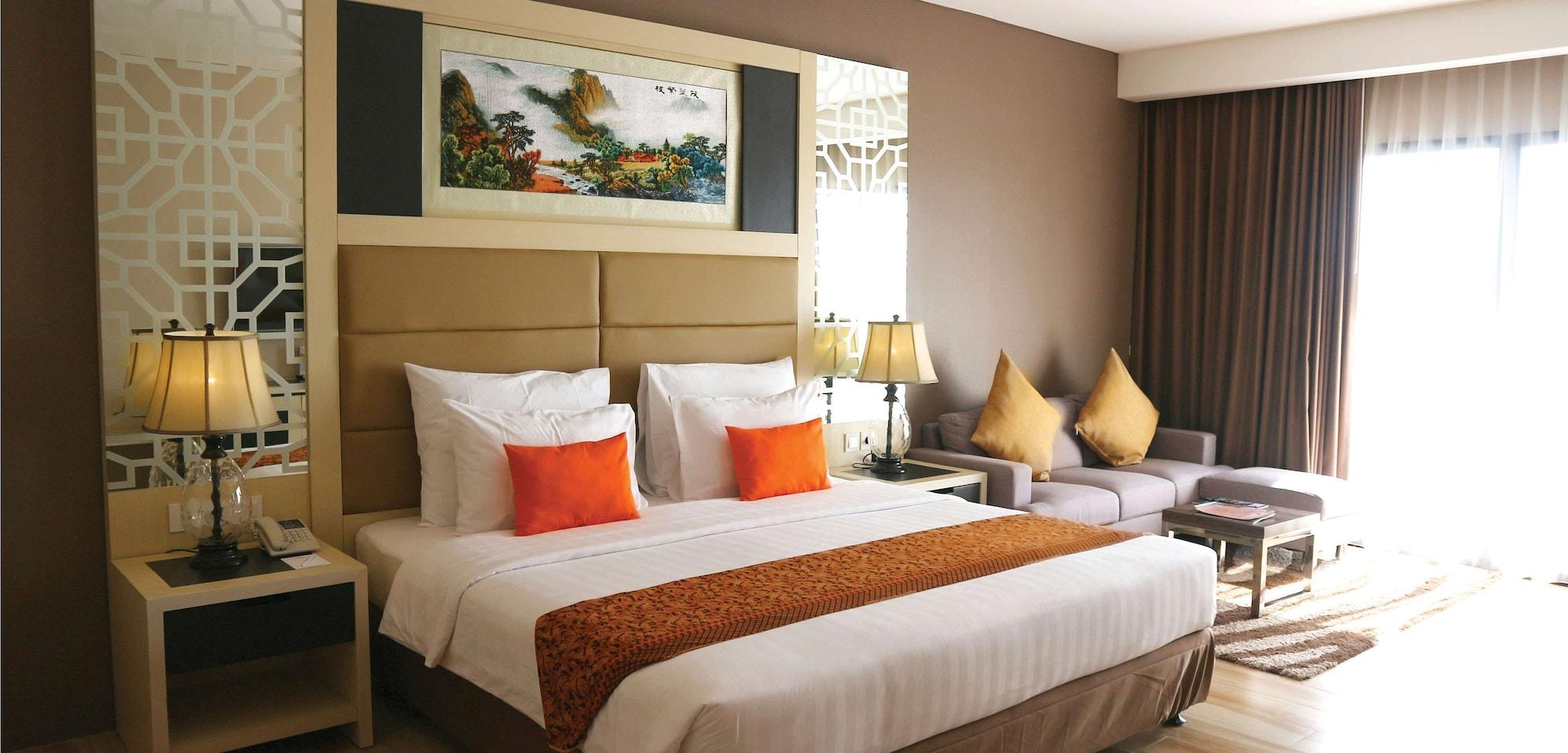 Hotel Golden Tulip Essential Belitung à Tanjung Pandan Extérieur photo