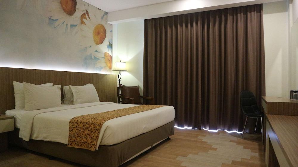 Hotel Golden Tulip Essential Belitung à Tanjung Pandan Extérieur photo